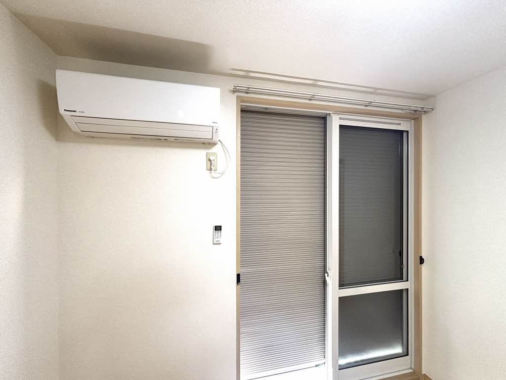 その他設備　エアコン・シャッター