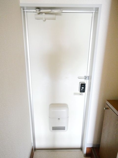 玄関　★お部屋探しは株式会社タウンハウジング東京まで★