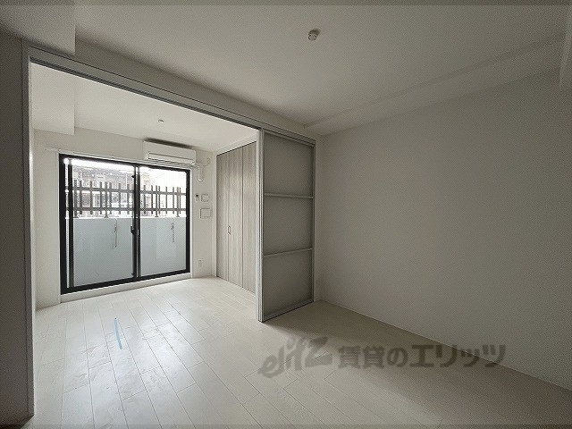 居室・リビング　洋室