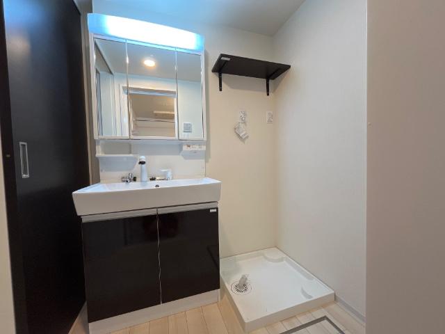 洗面設備　洗髪洗面化粧台（イメージ）