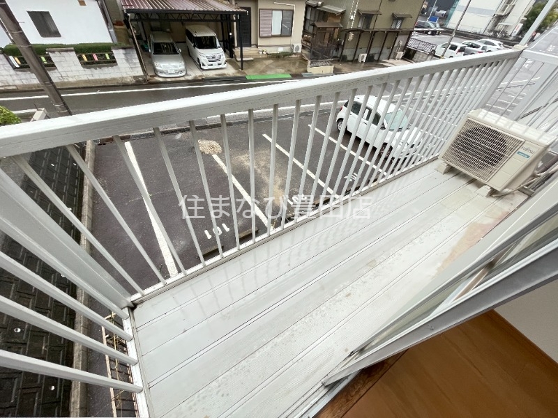 バルコニー　同型別部屋写真