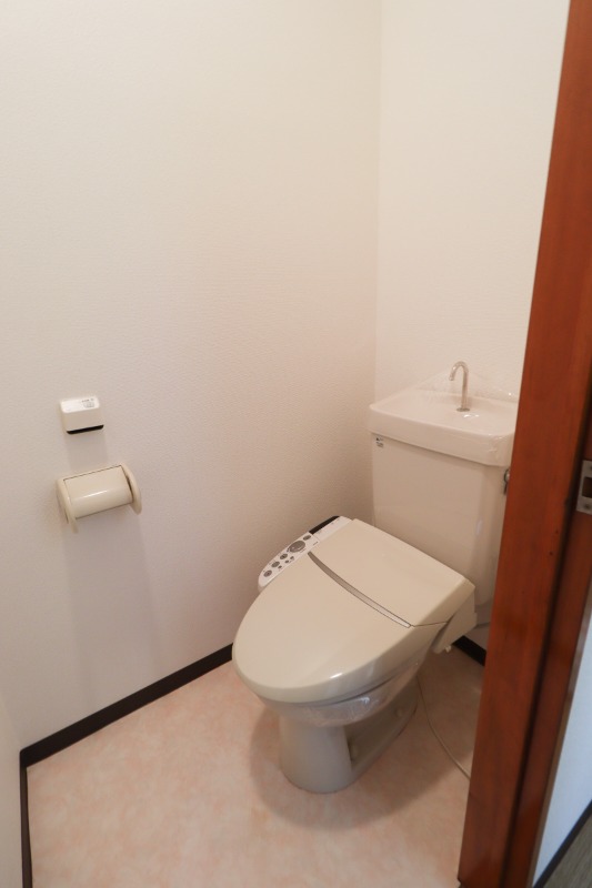 トイレ　図面と現状に相違がある場合には現状を優先