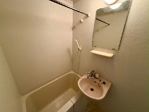 バス・シャワールーム　設備・仕様は号室により異なる為、現状を優先いたします。