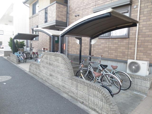 エントランス　駐輪場