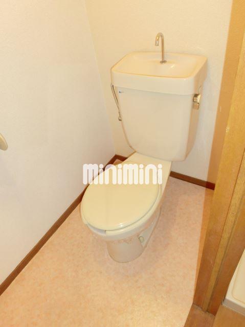 トイレ　清潔感あるトイレ。