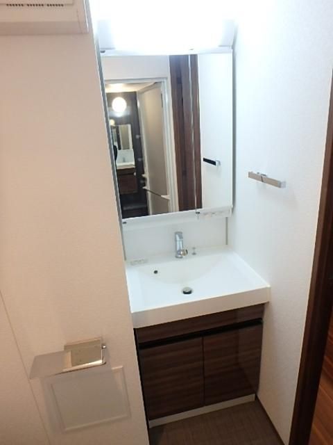 洗面設備　★独立洗面台★