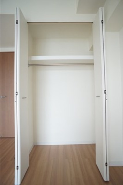 収納　※別部屋のモデル写真です