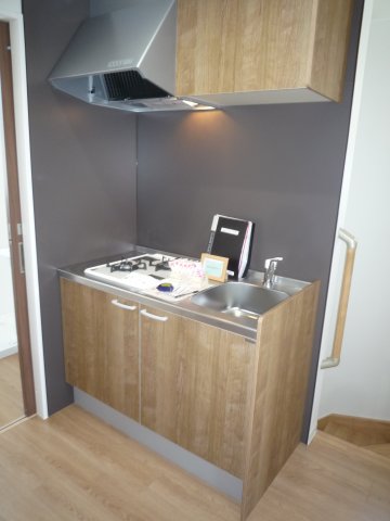 キッチン　コンパクトなキッチンで掃除もラクラク