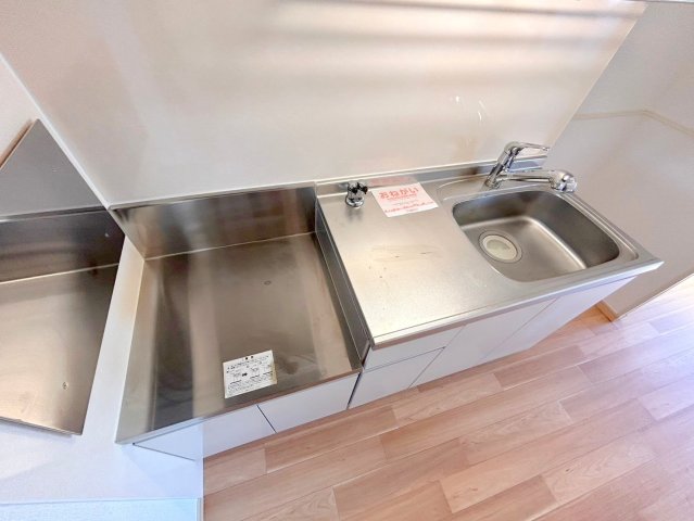 キッチン　あなたの好みに合わせたコンロを置いてくださいね。