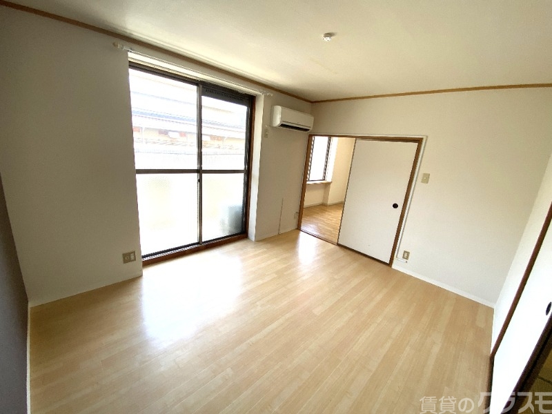 その他設備　窓からの光がいい感じです。