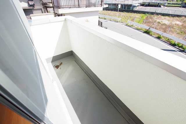 バルコニー　※別号室の写真使用中