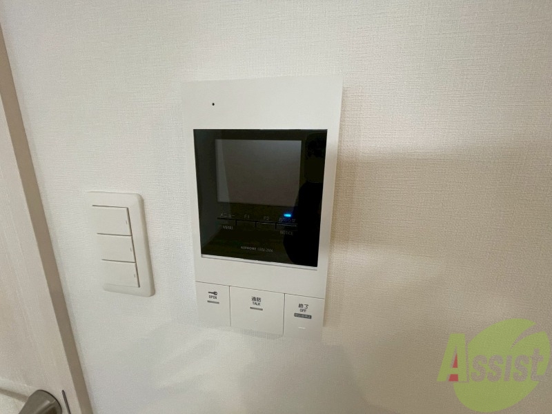 セキュリティ　モニタ付インターホンでセキュリティ面も安心です。