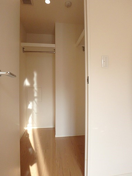 収納　※別部屋の参考写真です。