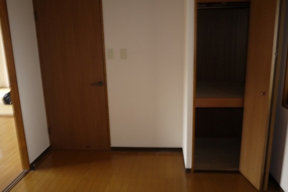 収納　※別号室の写真です。