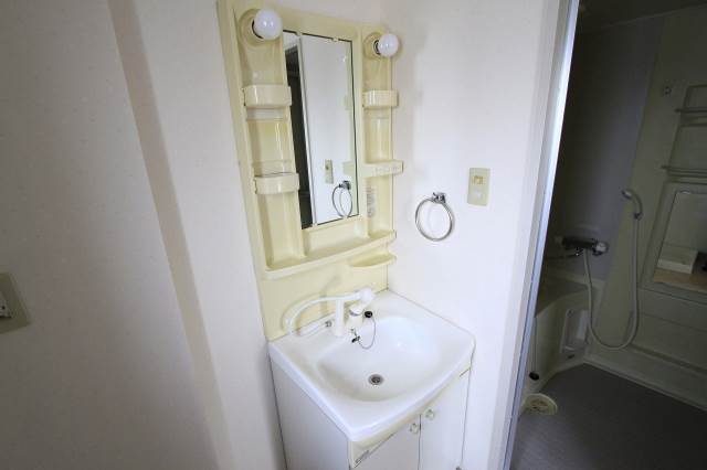 洗面設備　１１０３号室の写真です