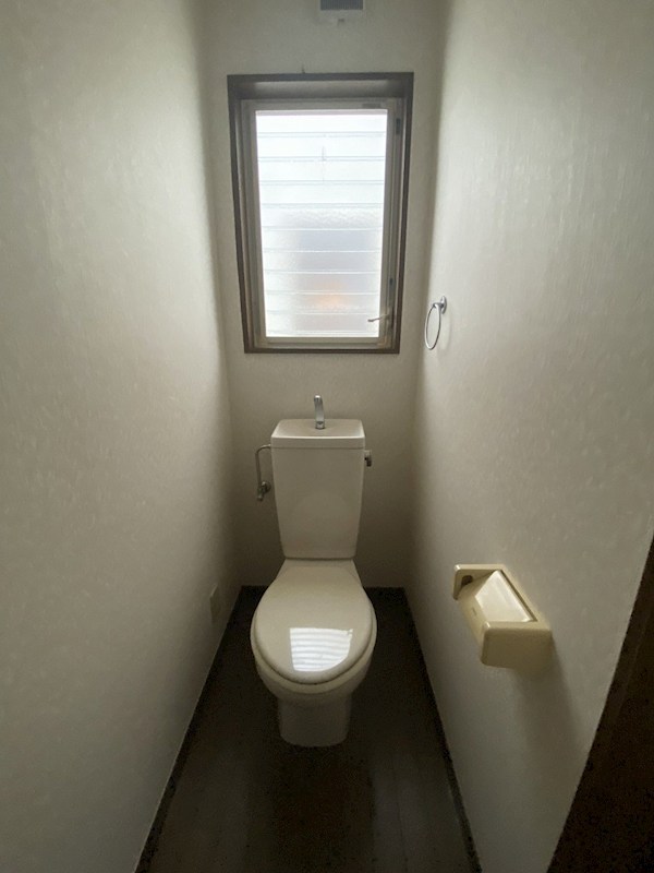 トイレ　現況優先