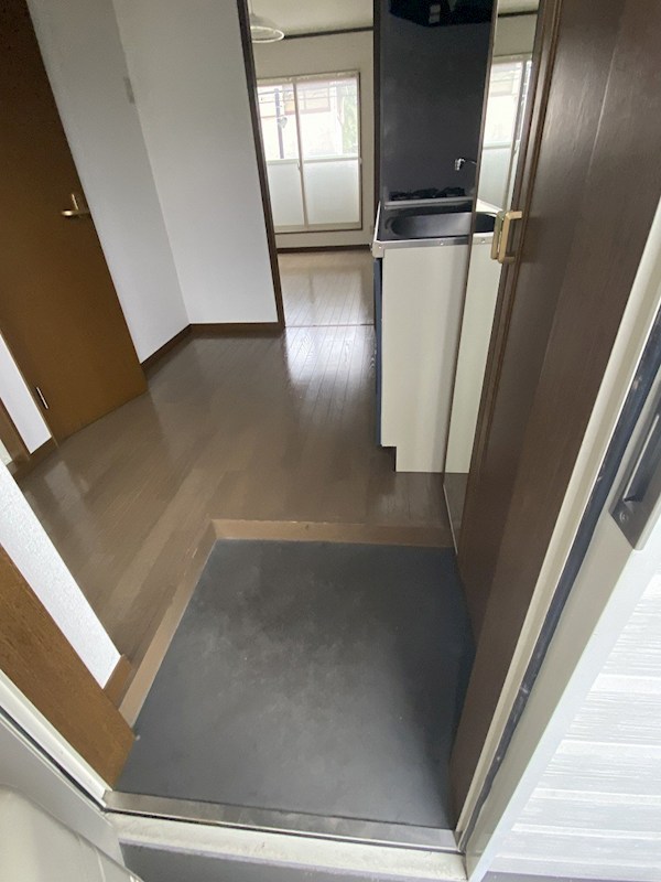 玄関　現況優先