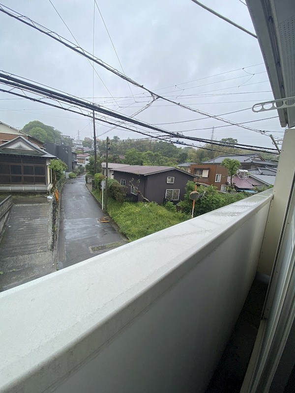 バルコニー　現況優先