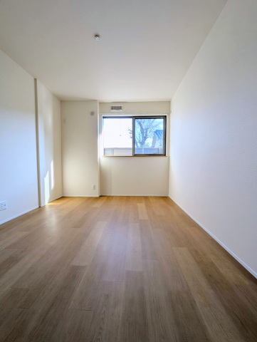 その他部屋・スペース　明るい洋室