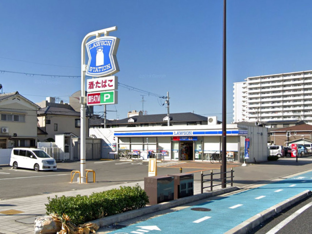 コンビニ　ローソン長吉六反二丁目店（コンビニ）まで218m