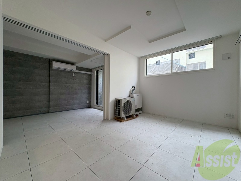 居室・リビング　広々としたリビングですね。使い勝手がよさそうですね！