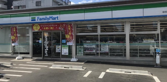 コンビニ　ファミリーマート 太閤通八丁目店（コンビニ）まで107m