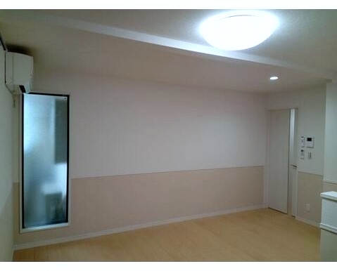 その他設備　室内エアコン付き♪