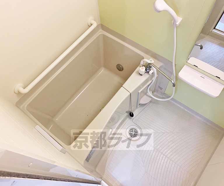 バス・シャワールーム　浴室です。