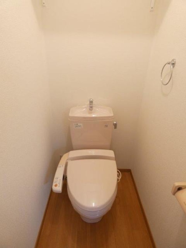 トイレ　図面と現状に相違がある場合には現状を優先