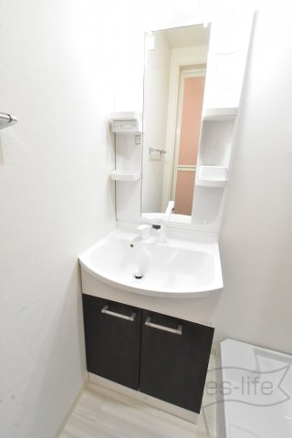 洗面設備　同仕様