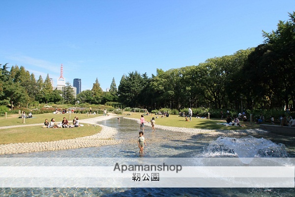 公園　靭公園（公園）まで130m