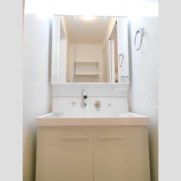 洗面設備　洗髪洗面化粧台