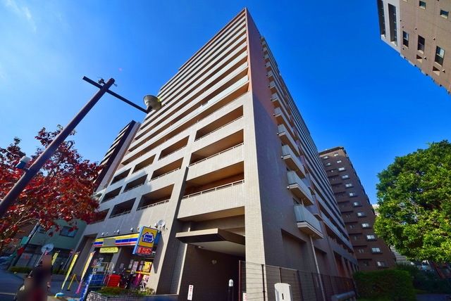 建物外観　タウンハウジング府中店まで