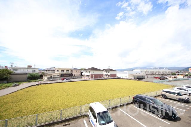 眺望　※同タイプ部屋の写真です。