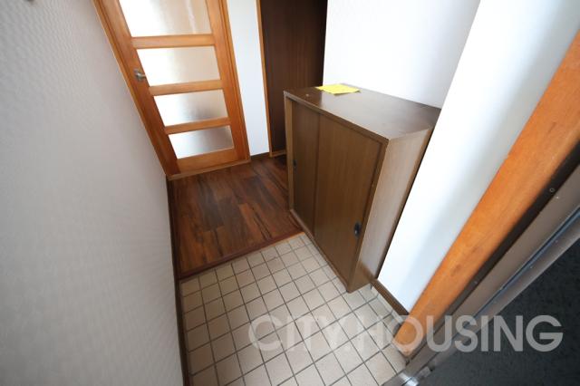 玄関　※同タイプ部屋の写真です。