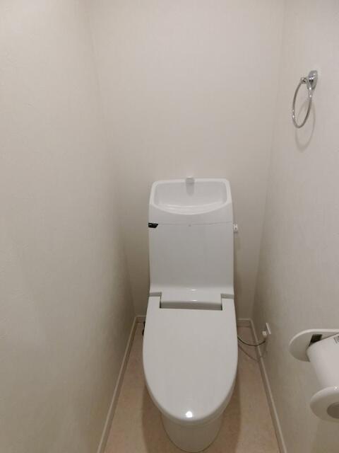 トイレ　嬉しいバス・トイレ別♪