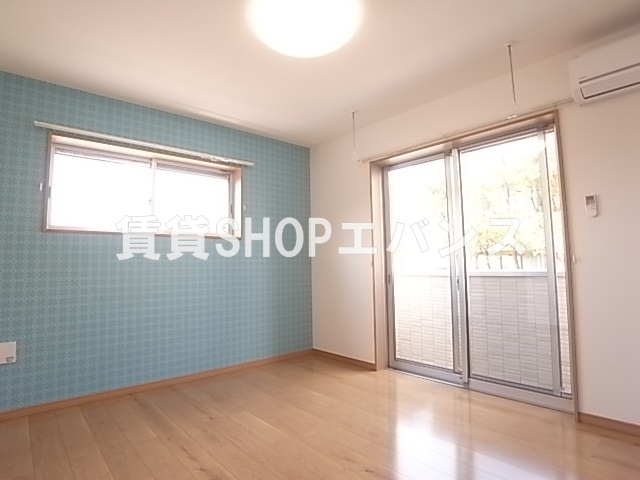 居室・リビング　ゆったりした洋室です