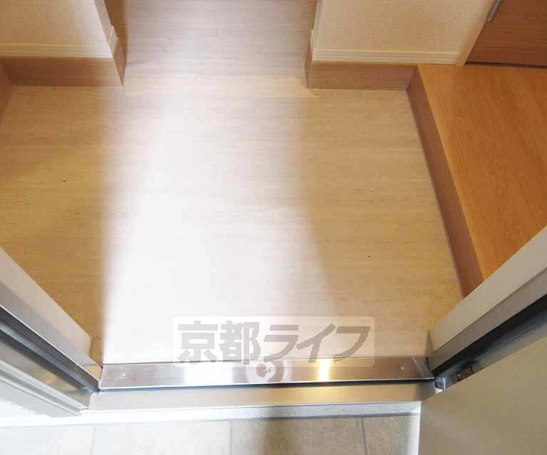 玄関　シューズボックス付きの玄関です・