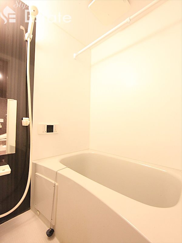 バス・シャワールーム　バスルーム