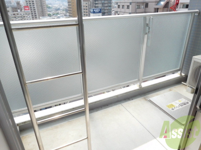 バルコニー　バルコニー明かるゆったりしております