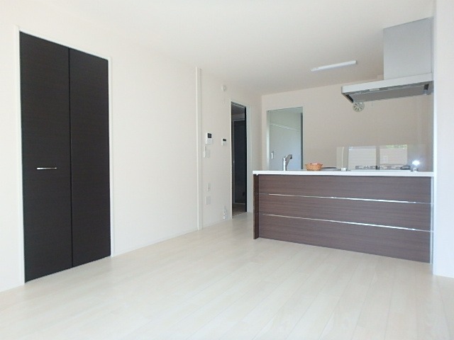 居室・リビング　図面と現状に相違がある場合には現状を優先