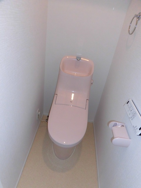 トイレ　洗浄付き便座