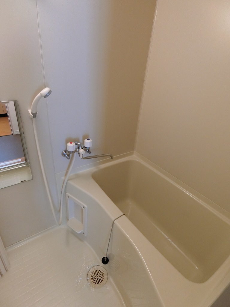 バス・シャワールーム　バスルームです！