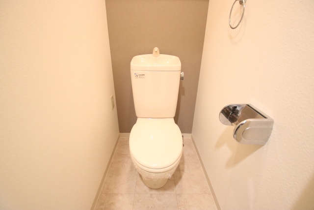 トイレ　※他の号室の参考写真です※
