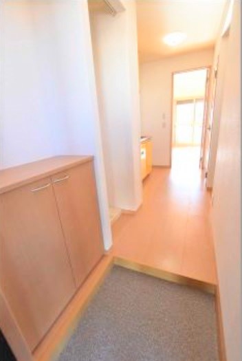 玄関　別号室画像。ご参考下さい