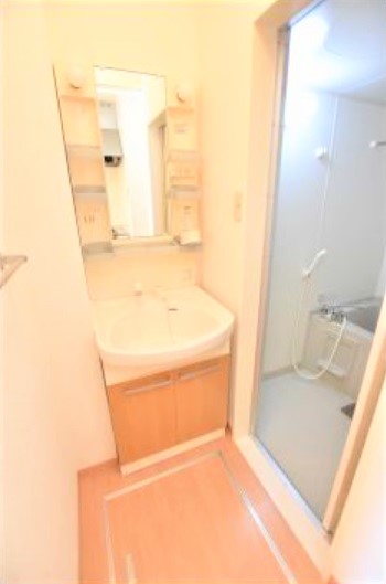 洗面設備　別号室画像。ご参考下さい