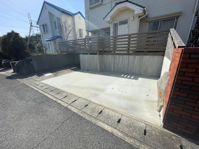 駐車場　駐車場