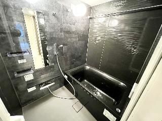 バス・シャワールーム　ゆったり過ごせるお風呂です