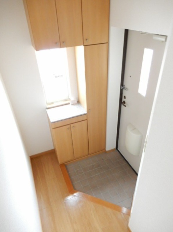 玄関　図面と現状に相違がある場合には現状を優先