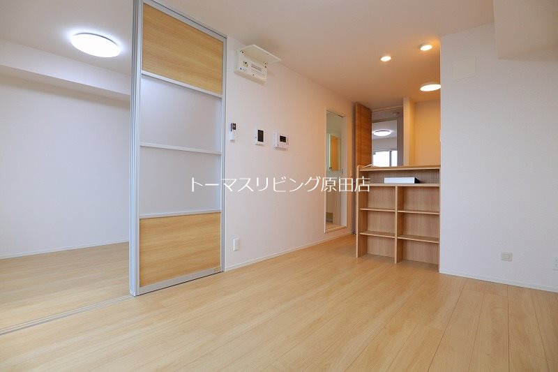 居室・リビング　202号室写真